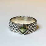 Moldavite Faceted Diamond with Celtic Knot Band Size 11 Ring (Sterling Silver)